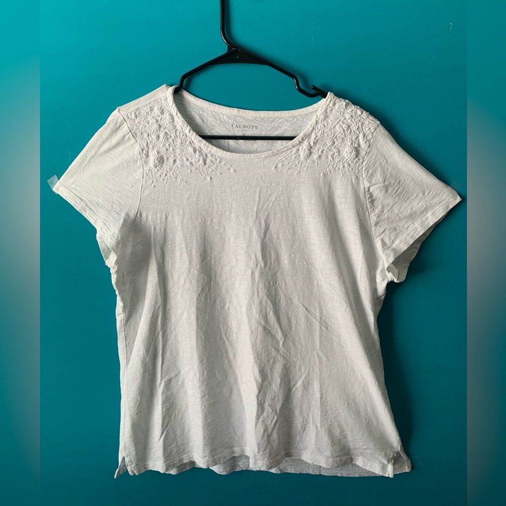 Womens White (XL) Decorative Tshirt